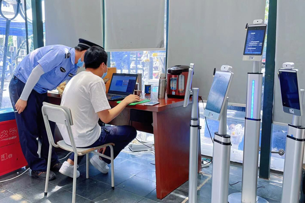To see AI health code accurate epidemic prevention technology from the perspective of anti-epidemic black technology--Face recognition temperature measurement health code all-in-one machine 62a93359734d5.jpg